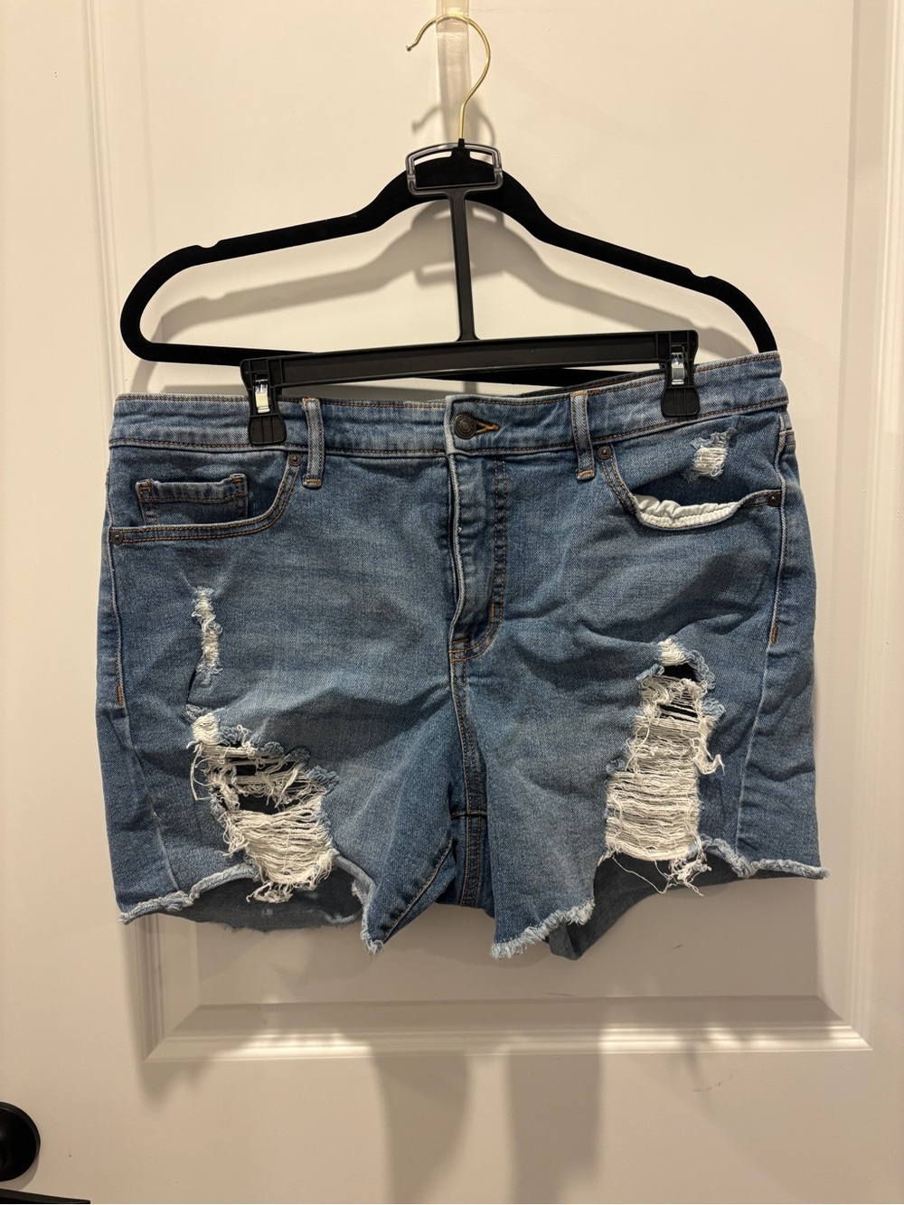 sofia by sofia vergara Light Blue Distressed Denim Shorts
